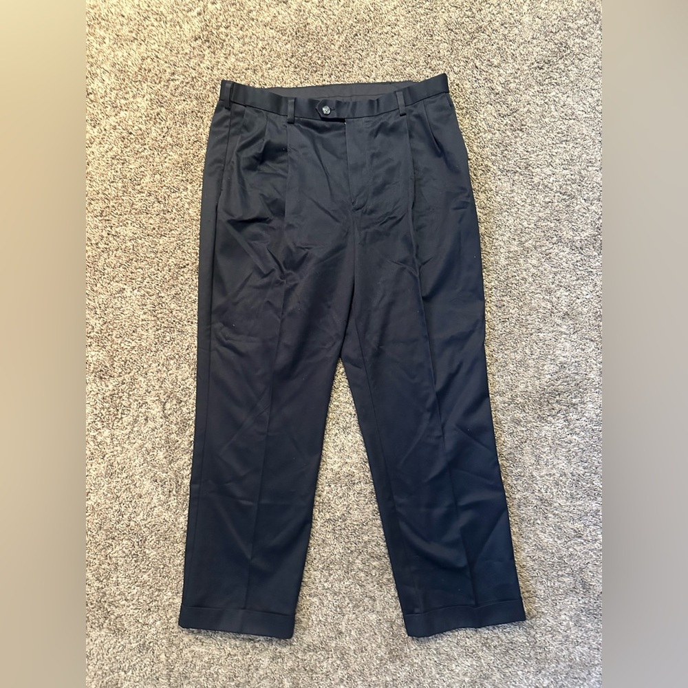 Roundtree & Yorke Classic Black Dress Pants